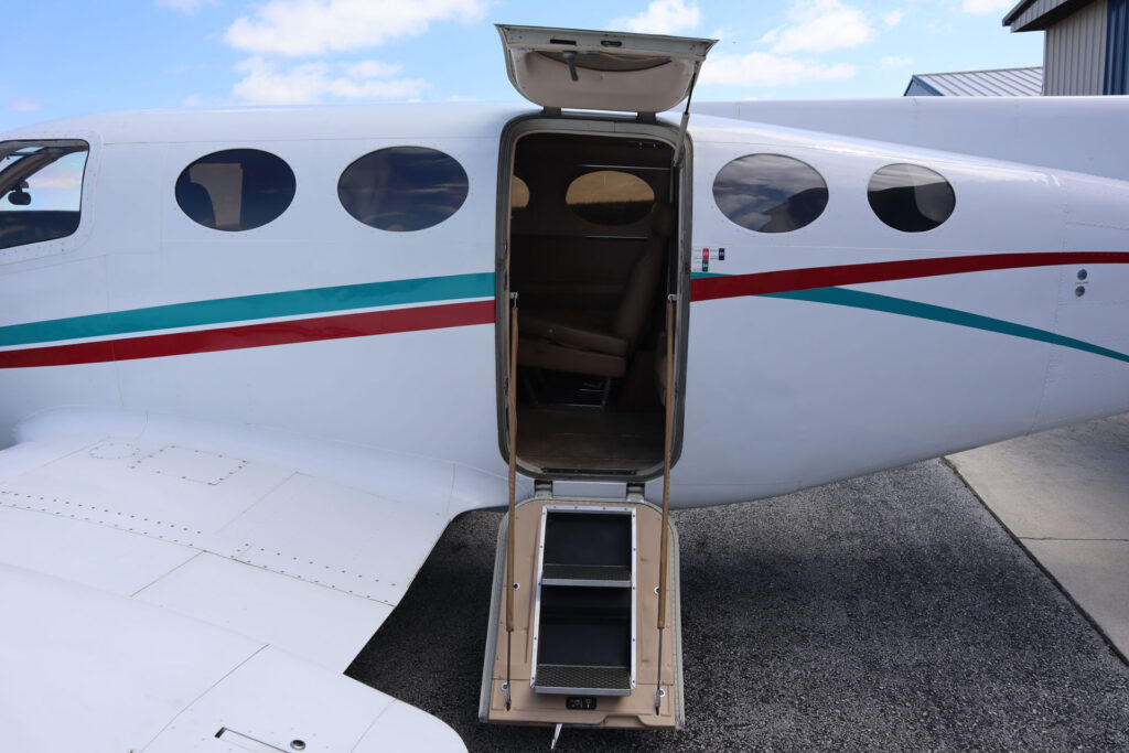 N2689G_4438
